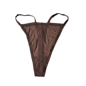 Skims thong‎ panty Nwt